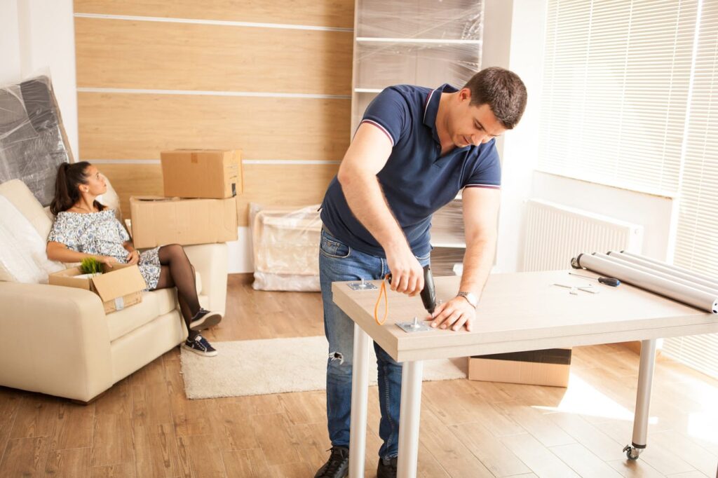 Moving to a new home can be an exciting and stressful experience. One of the most important tasks when moving is getting